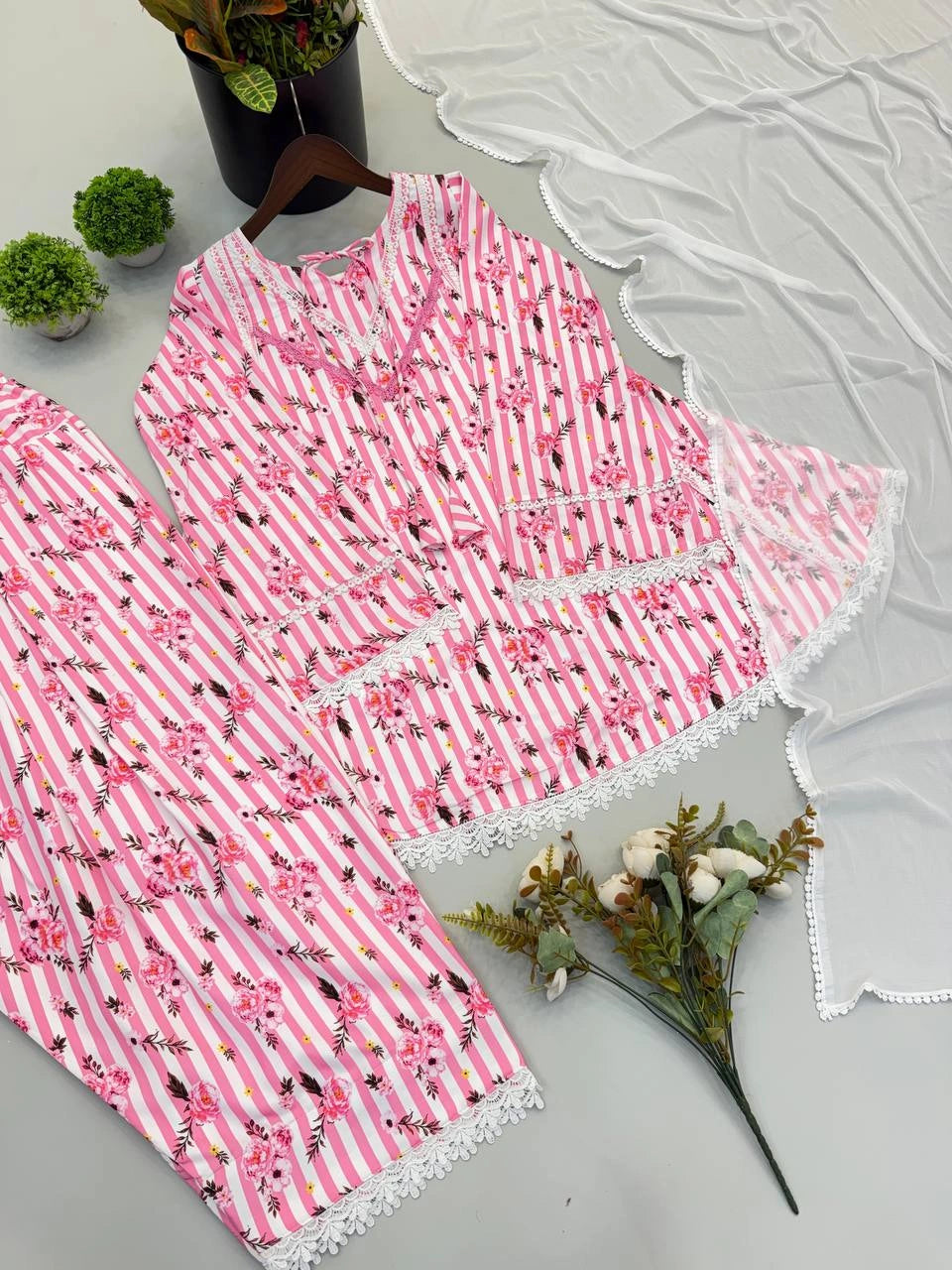 Pink Floral Coord Set Digital Print Natural Crepe Fancy Neck View KC26